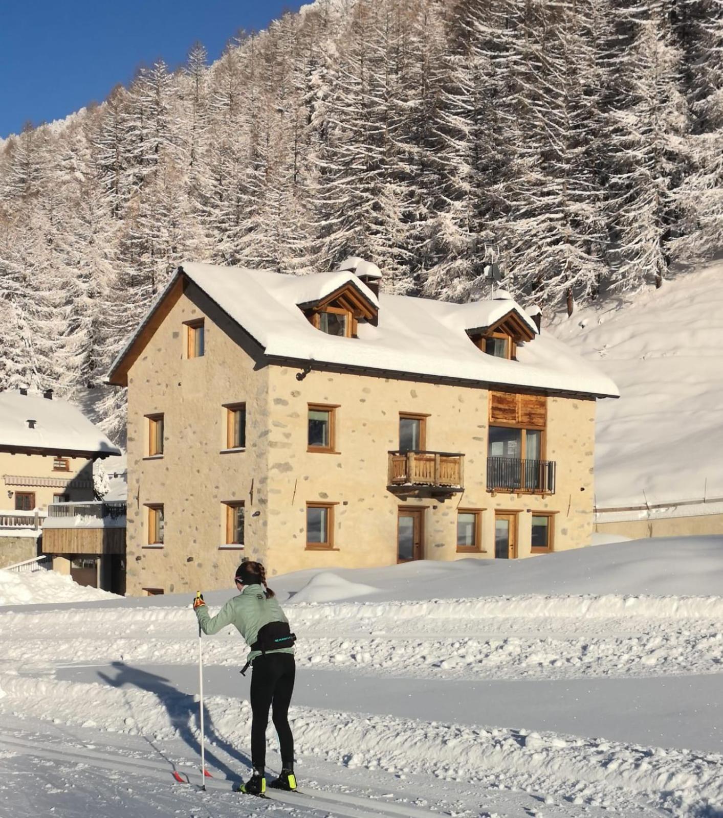 Chalet Aria Pura Livigno Buitenkant foto